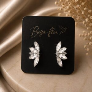 BRINCO FLOR CRAVEJADA BANHADO PRATA